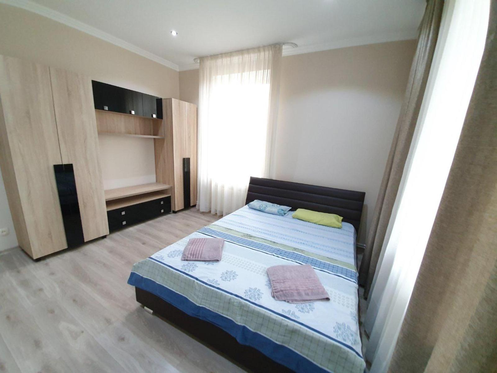 Tourist Home At Stefan Cel Mare With 2 Rooms Chisinau Exterior photo